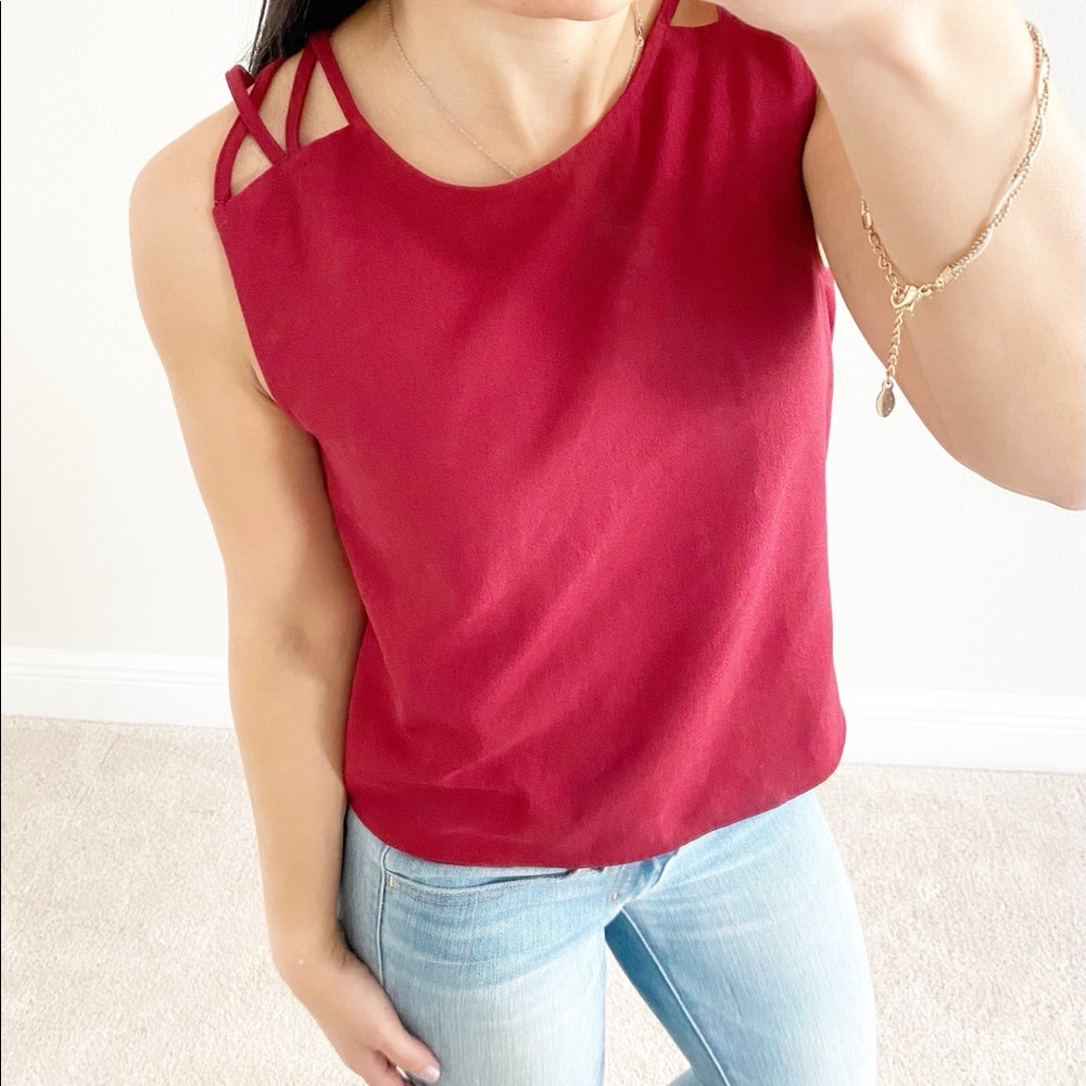 Abercrombie&Fitch Strappy Shoulder Sleeveless Top